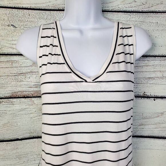 Maurices 24/7 Black White Stripe Sleeveless Tank Top Stretchy V-Neck Size Large - Picture 3 of 8